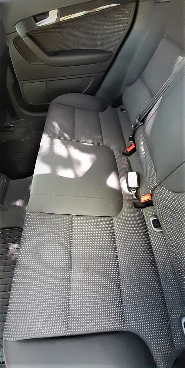 Hátsó ülések tisztítás után